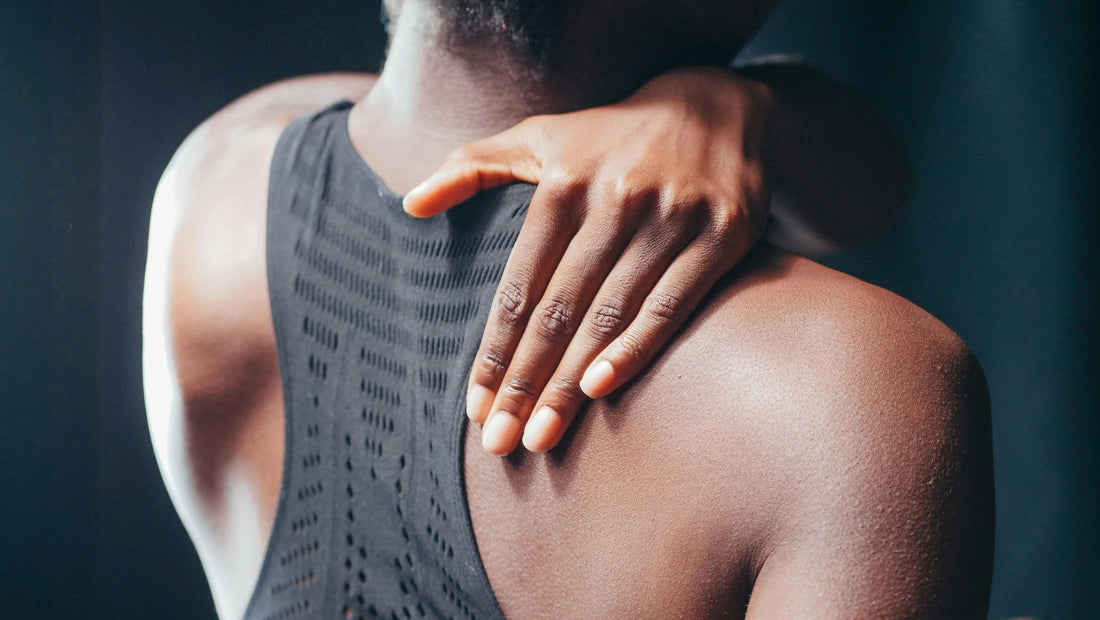 Mal de dos : causes, symptômes et solutions naturelles